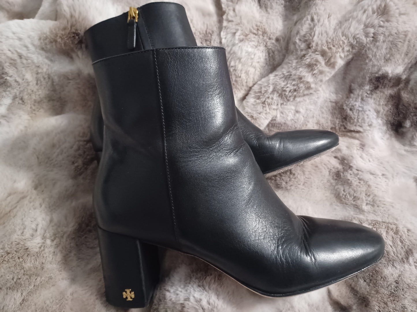 Tory Burch Leather Ankle Boots 10 U.S