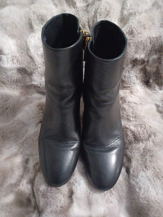 Tory Burch Leather Ankle Boots 10 U.S